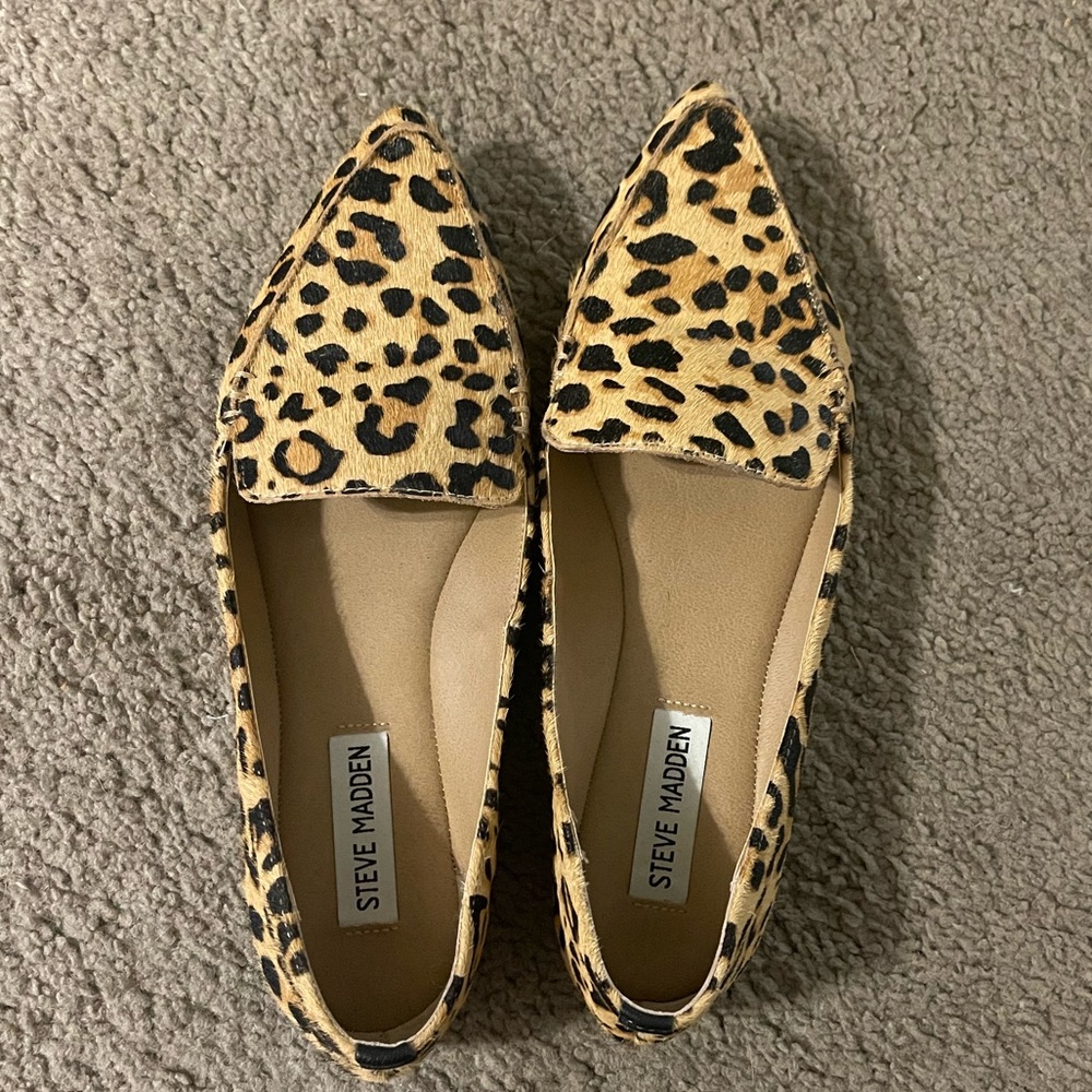 Steve Madden Leopard Flats